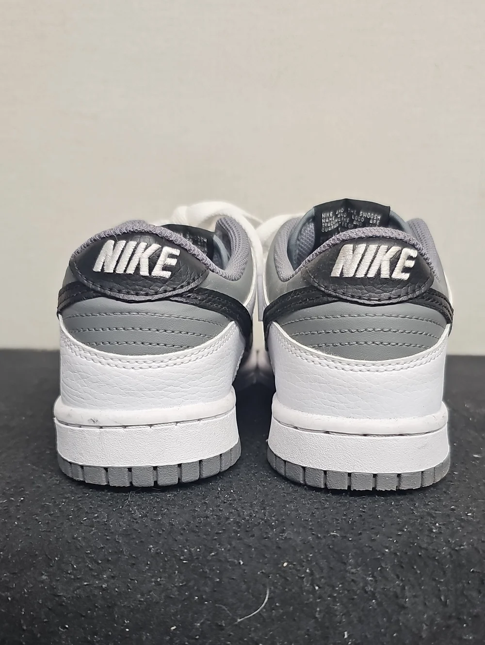 NIKE DUNK LOW SMOKE GREY YOUTH SNEAKERS BFPM-06-086 - Picture 3 of 10